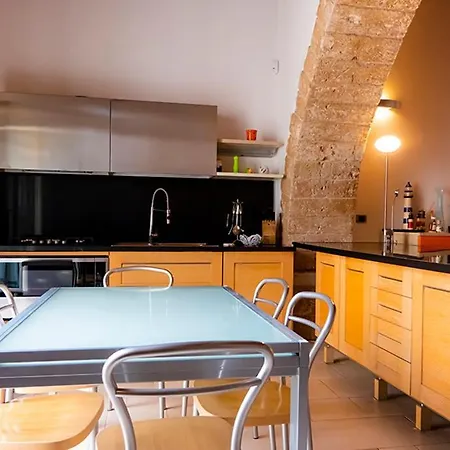 Nyaraló Santa Clhouse Bari